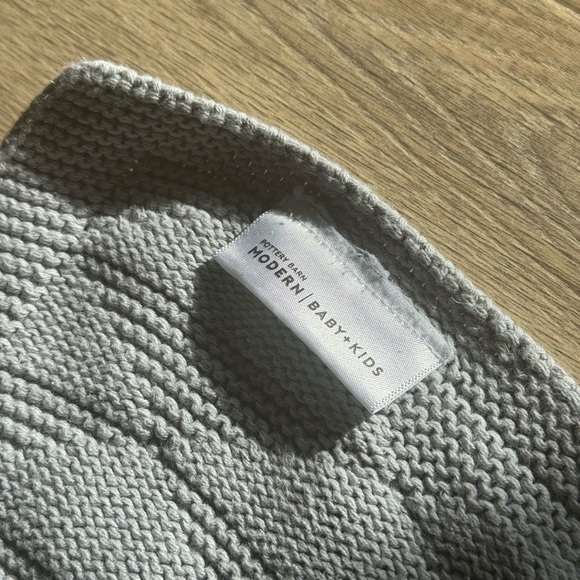 Pottery Barn Light Gray Textured Throw - Picture 9 of 9